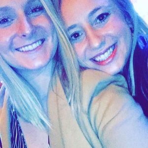 Meet your Posher, Courtney